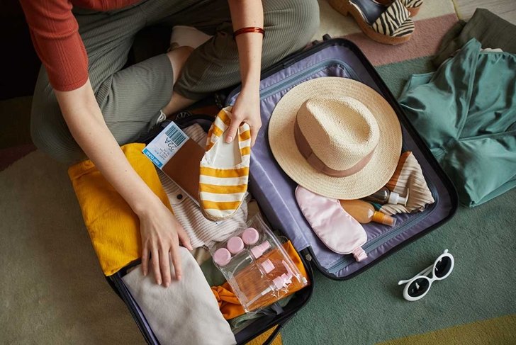 10 Things You Must Pack For a Summer Vacay
